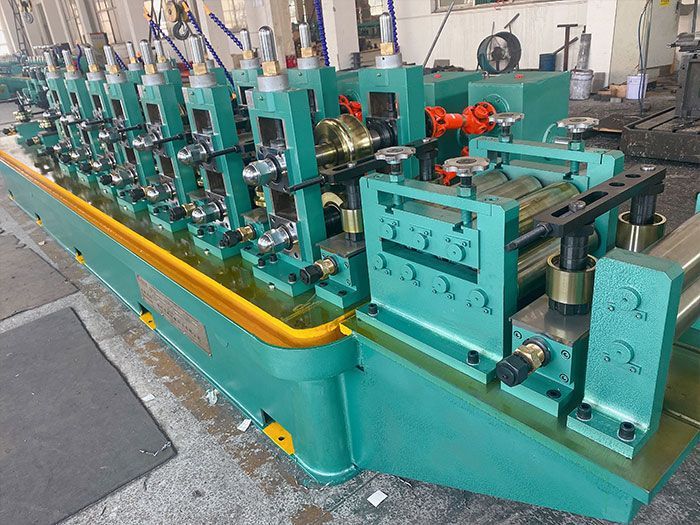 What are the main functions of high-frequency pipe welding machine